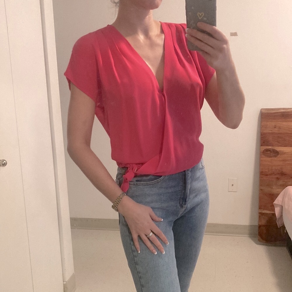 Joie Silk blouse. Hot pink. Size small. From Holts. Short sleeve. Wrap.